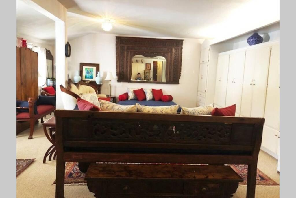 Elegant Spacious Private Studio ~ Upscale バークレー エクステリア 写真