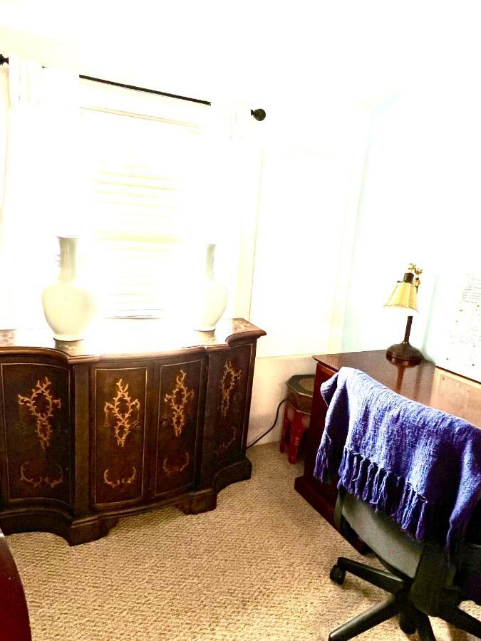 Elegant Spacious Private Studio ~ Upscale バークレー エクステリア 写真